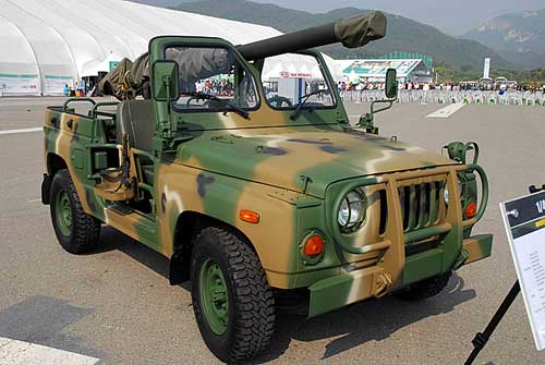 KIA KM424 dengan Recoilless Rifle 