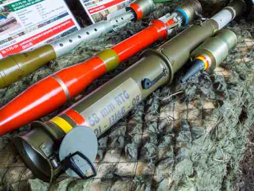 RPG-75 - Roket Anti Tank Disposable (Sekali Buang) dari Ceko, Ada ...